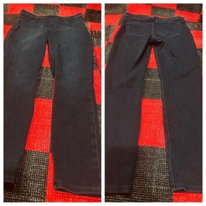 SPANX Jean leggings size M B306
Inseam 28”